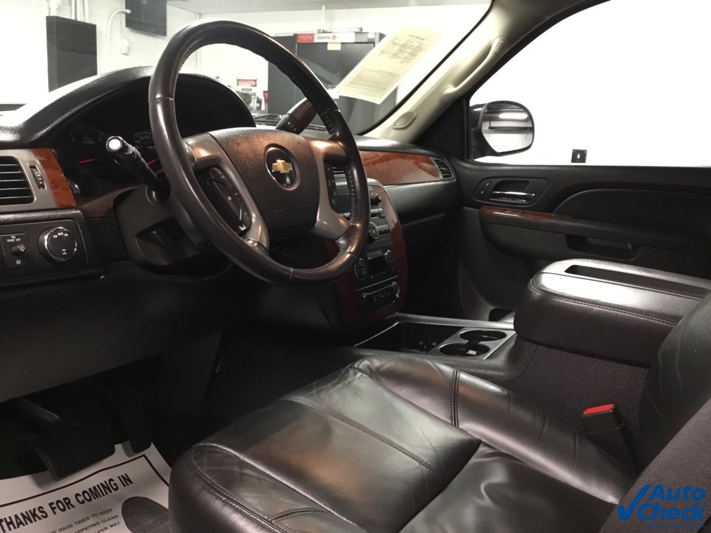 2011 Chevrolet Tahoe LT photo 23