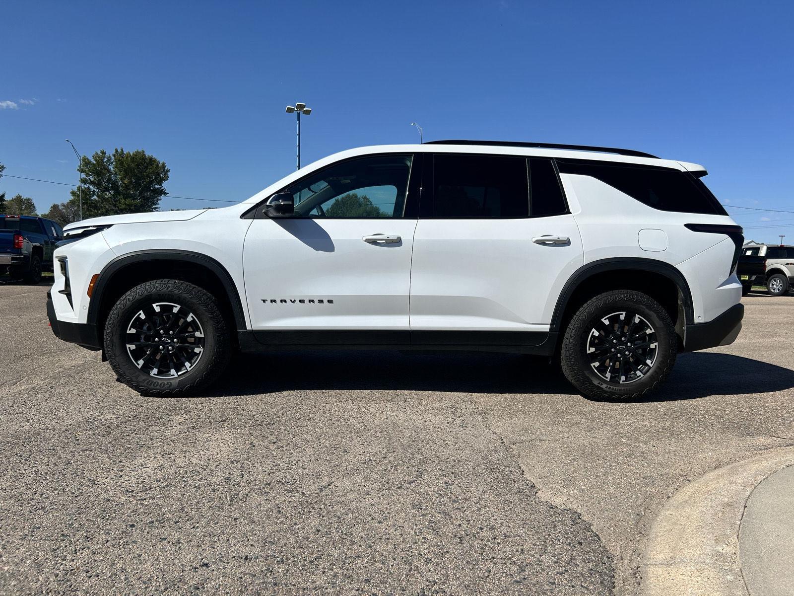 2024 Chevrolet Traverse Z71 photo 4