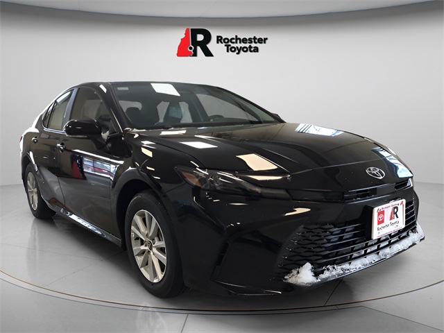 2026 Toyota Camry LE's photo