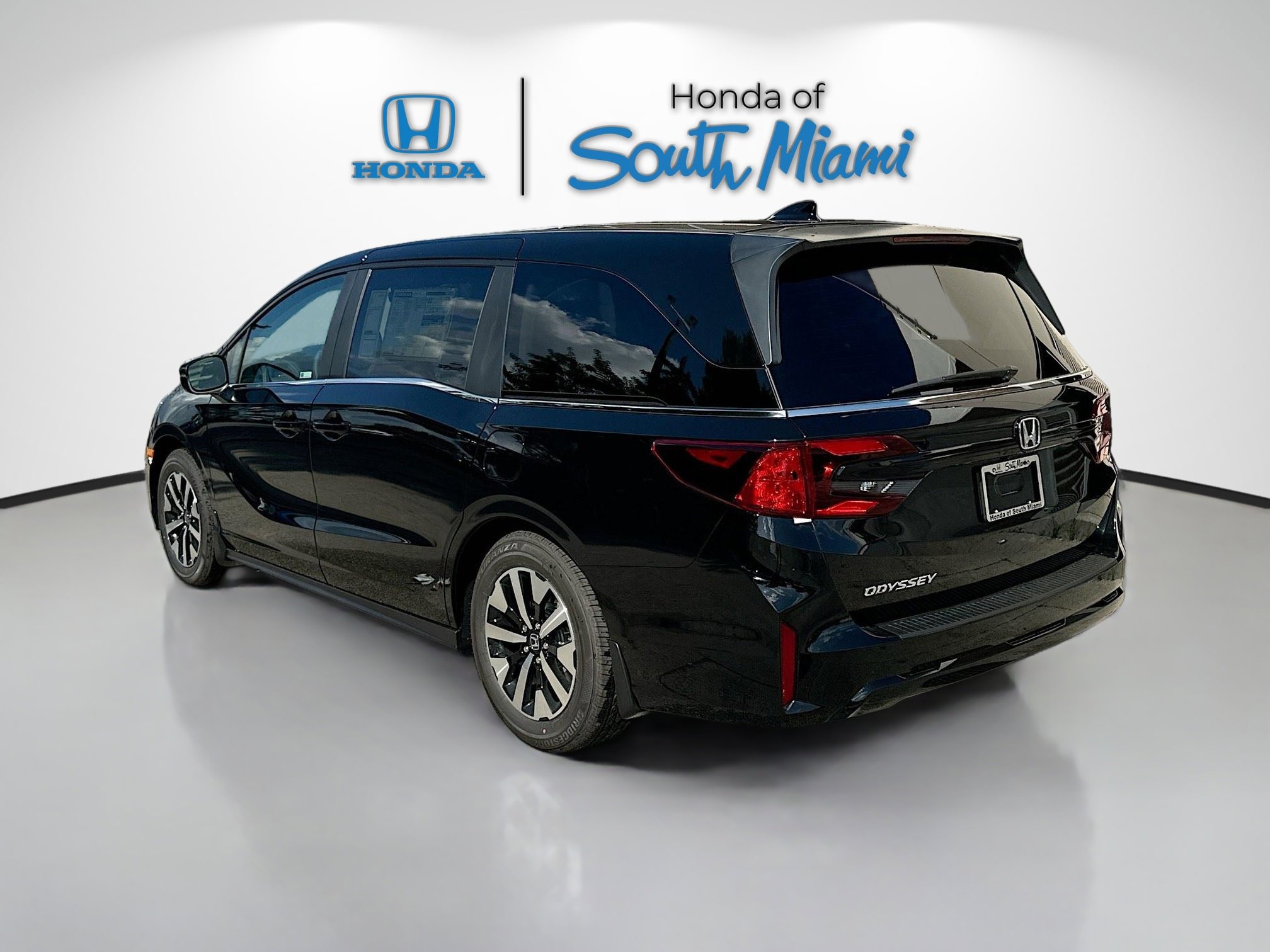 2026 Honda Odyssey EX-L photo 4