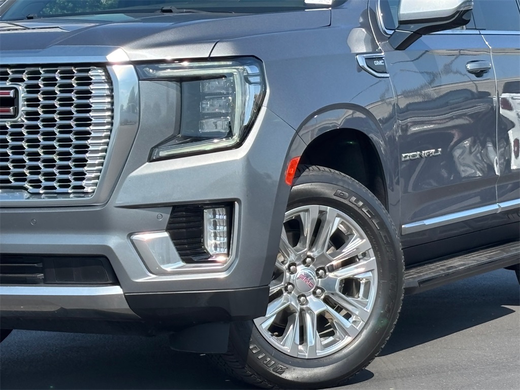 2022 Gmc Yukon Denali photo 2