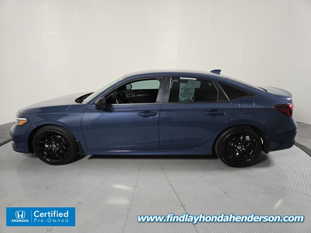 2025 Honda Civic Sport photo 4