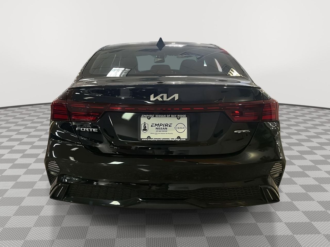 2023 Kia Forte GT-Line photo 4