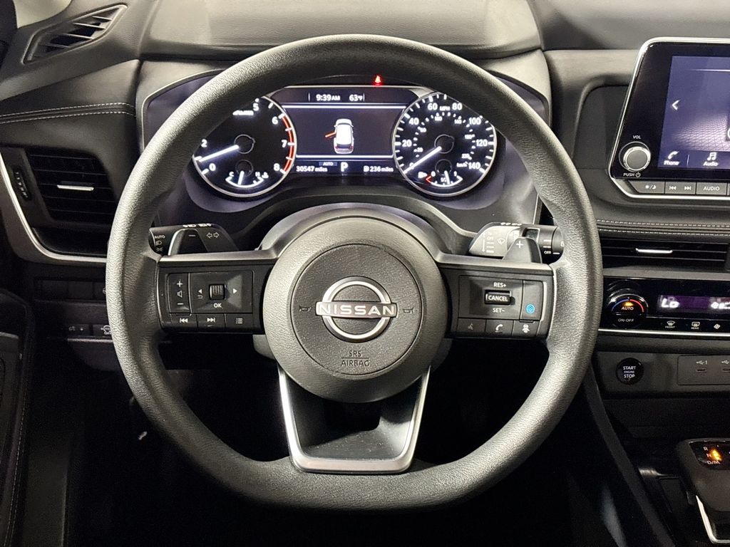 2024 Nissan Rogue SV photo 10