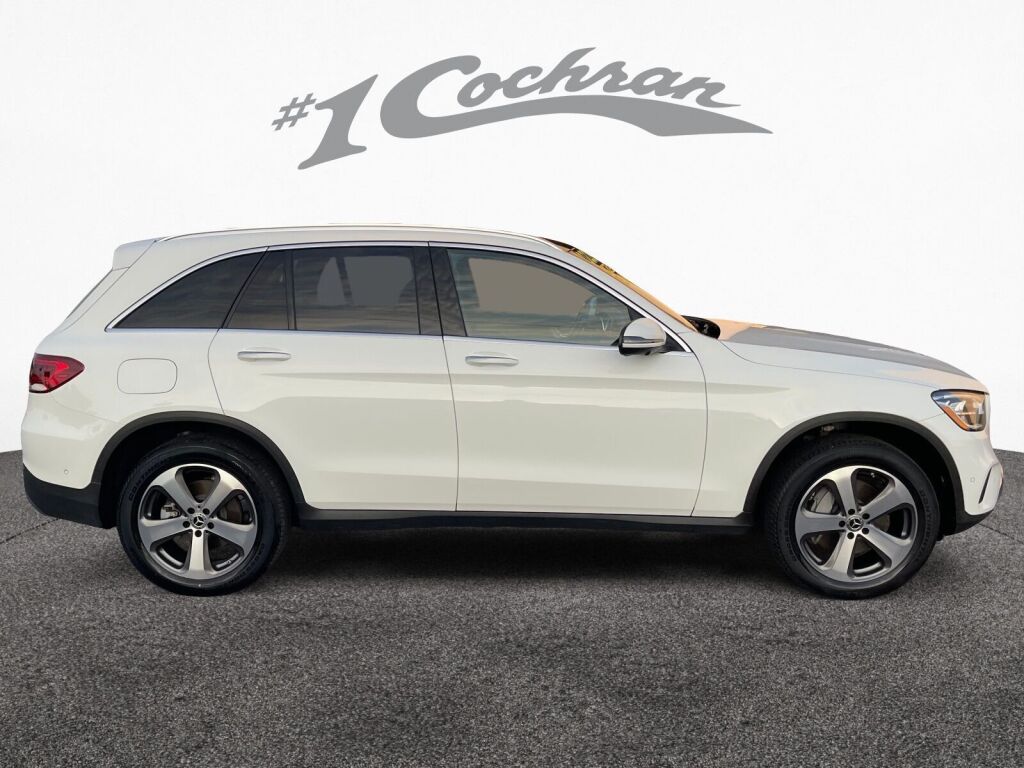 2022 Mercedes Benz GLC 300 4MATIC photo 3