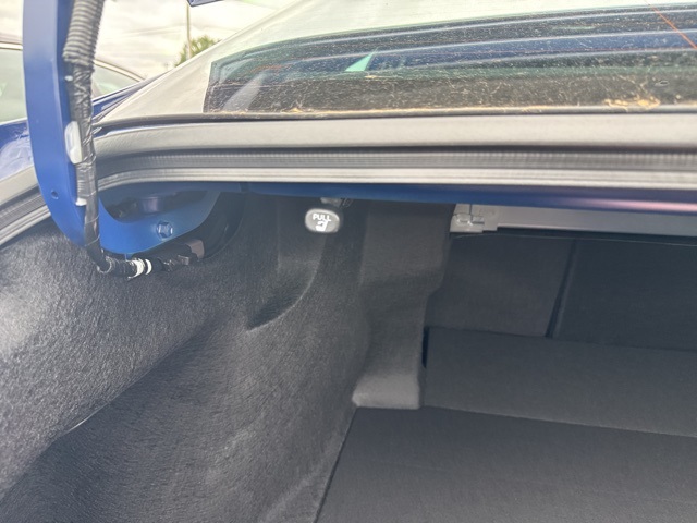 2025 Toyota Camry SE photo 16