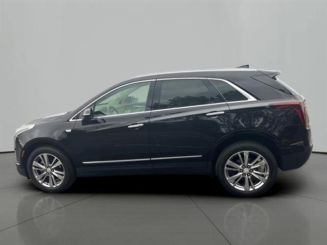 2023 Cadillac XT5 Premium Luxury photo 2