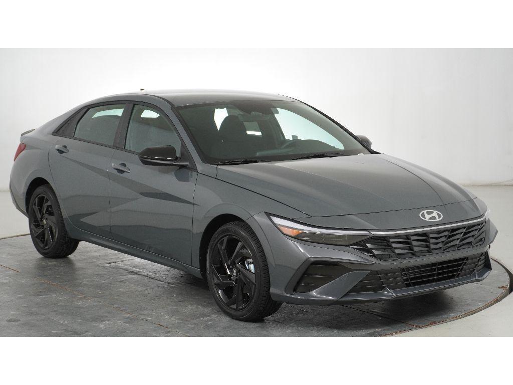 2026 Hyundai Elantra SEL's photo