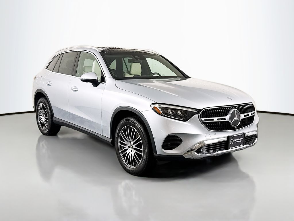 2024 Mercedes-Benz GLC GLC 300's photo