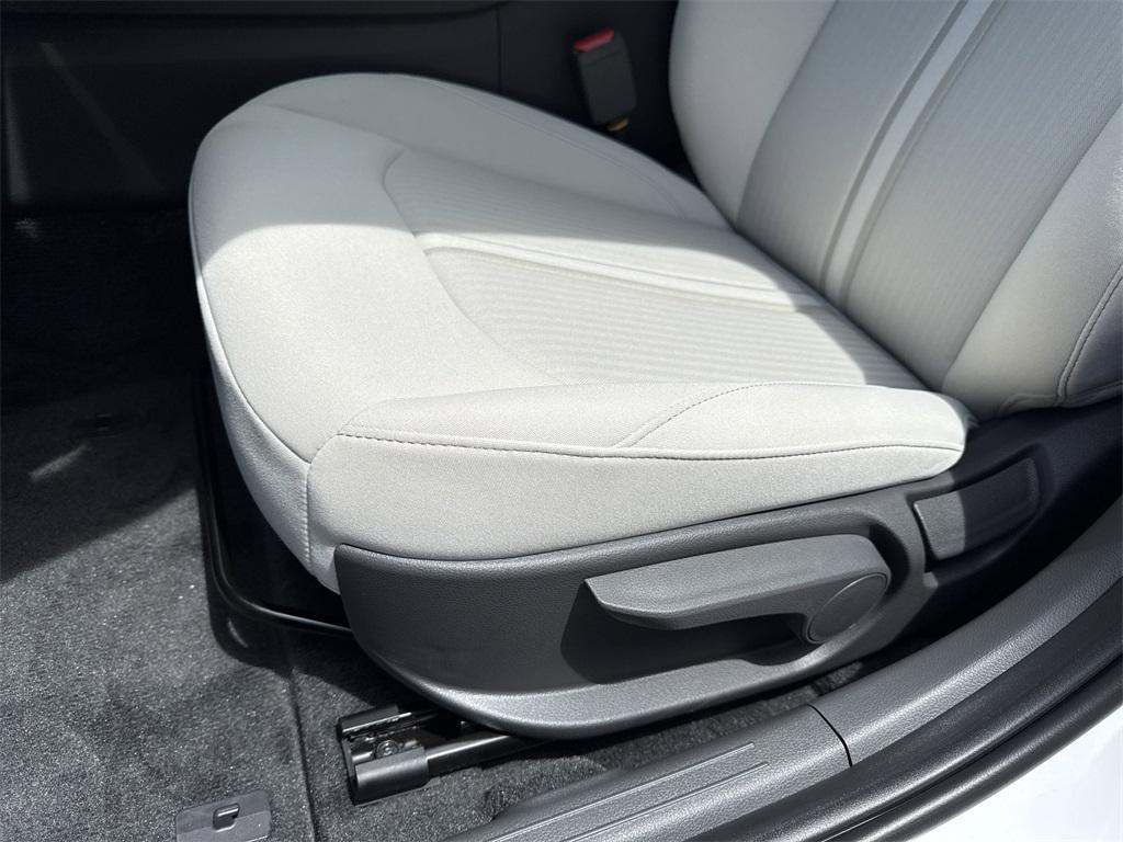 2025 Hyundai Sonata SE photo 11