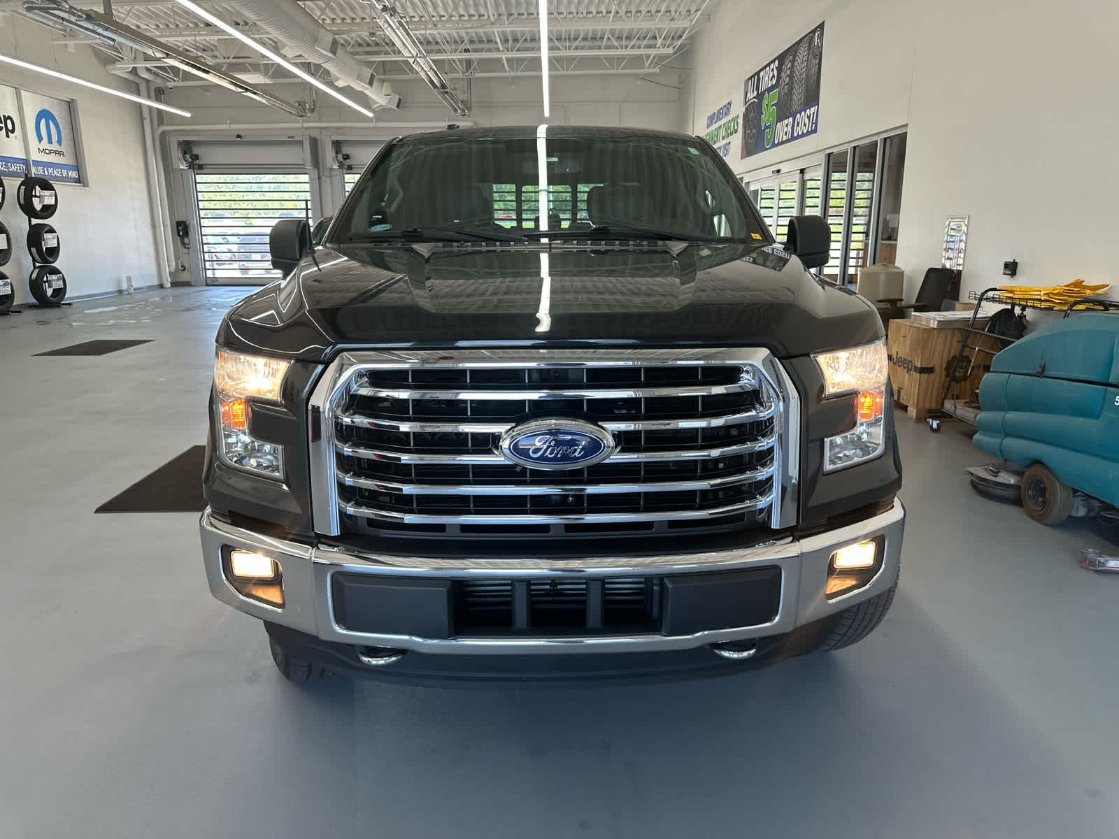 Used 2015 Ford F-150 XLT with VIN 1FTEW1EG3FKE73095 for sale in Kansas City