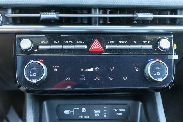 New 2025 Green Hyundai SEL Activity FWD image 18