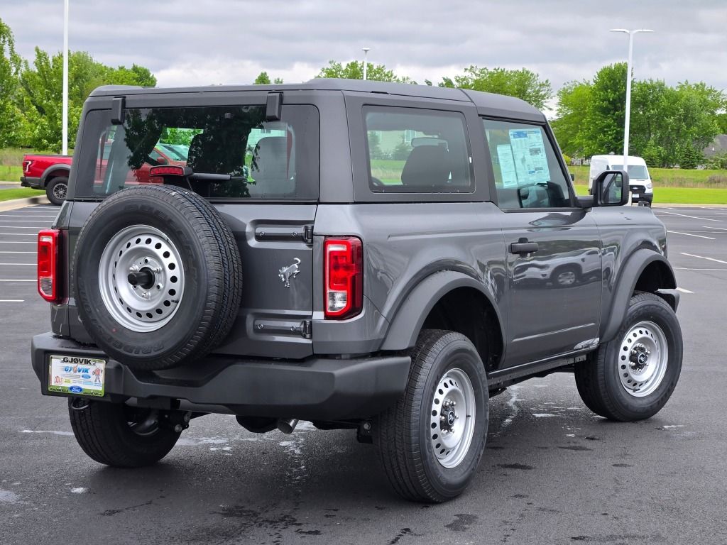 2025 Ford Bronco Base photo 5