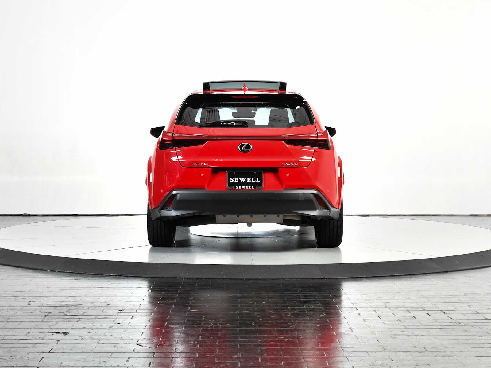 2022 Lexus UX 200 photo 4