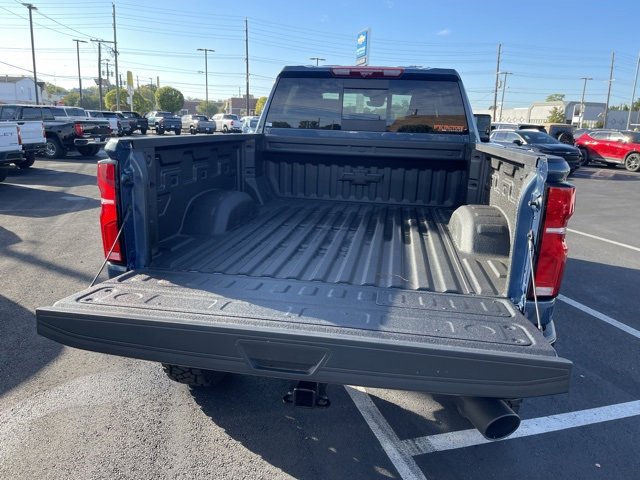 2025 Chevrolet Silverado 2500HD LTZ photo 7