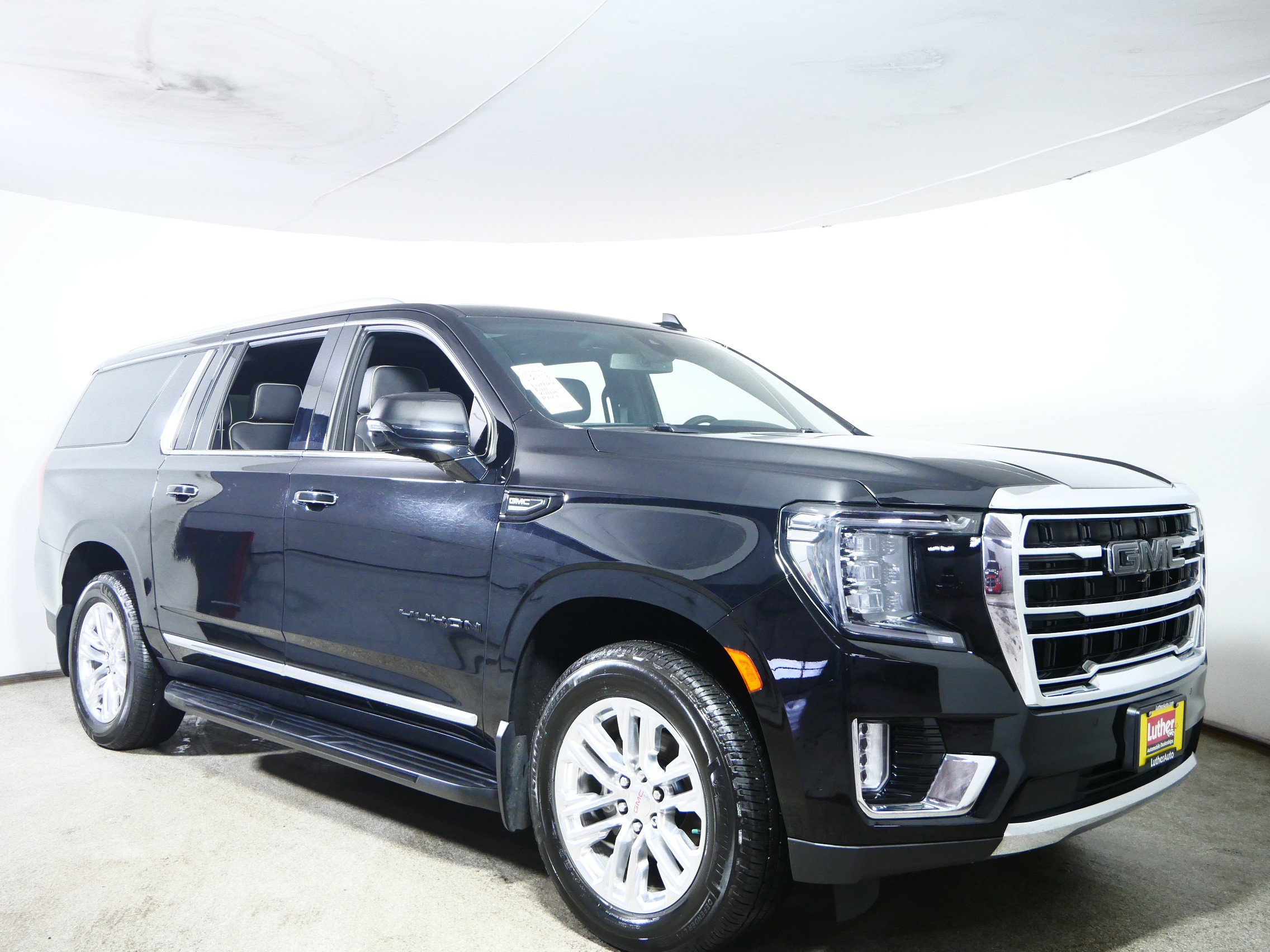 2021 GMC Yukon XL SLT's photo