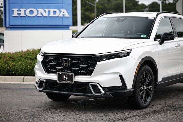 2024 Honda CR-V Hybrid Sport Touring photo 2