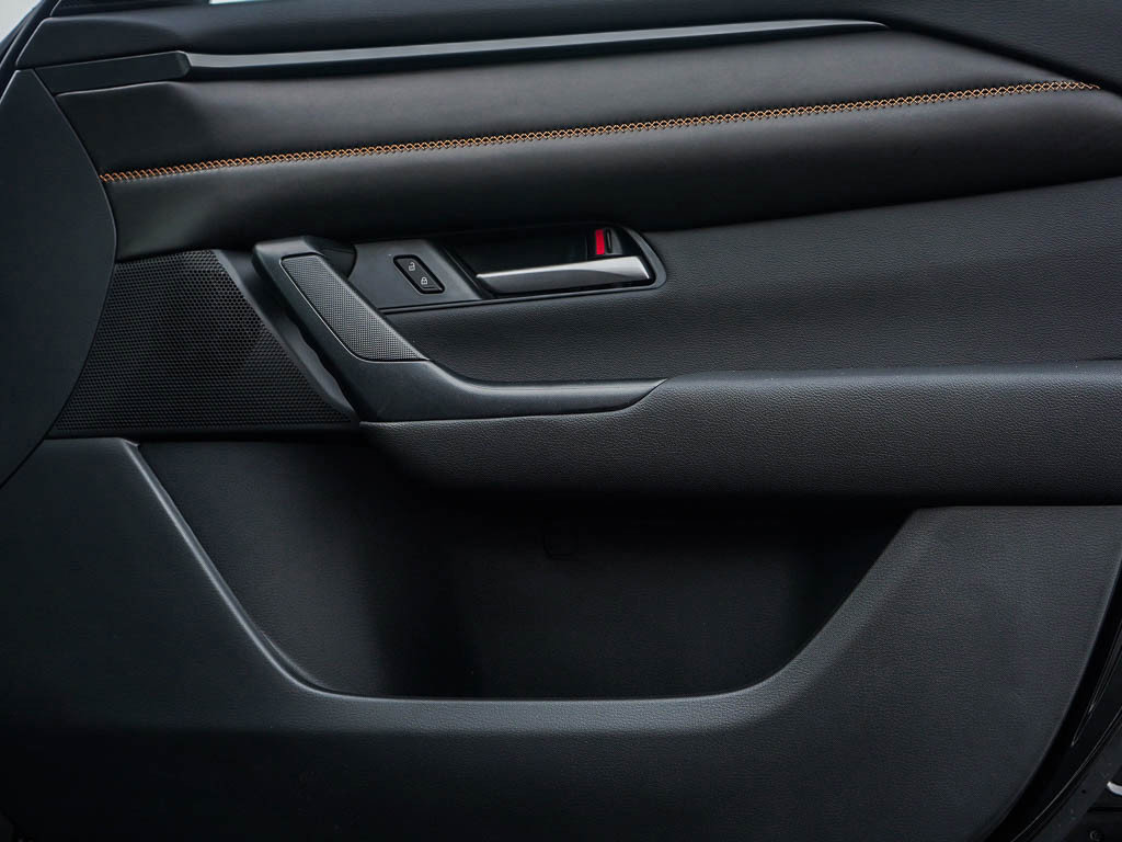 2025 Mazda CX-50 Premium photo 9