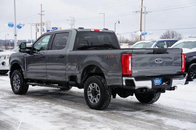 2025 FORD F-250 - Image 27