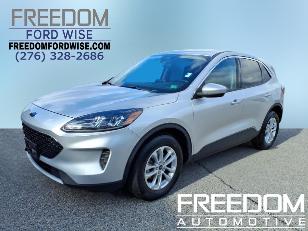 2020 Ford Escape SE's photo