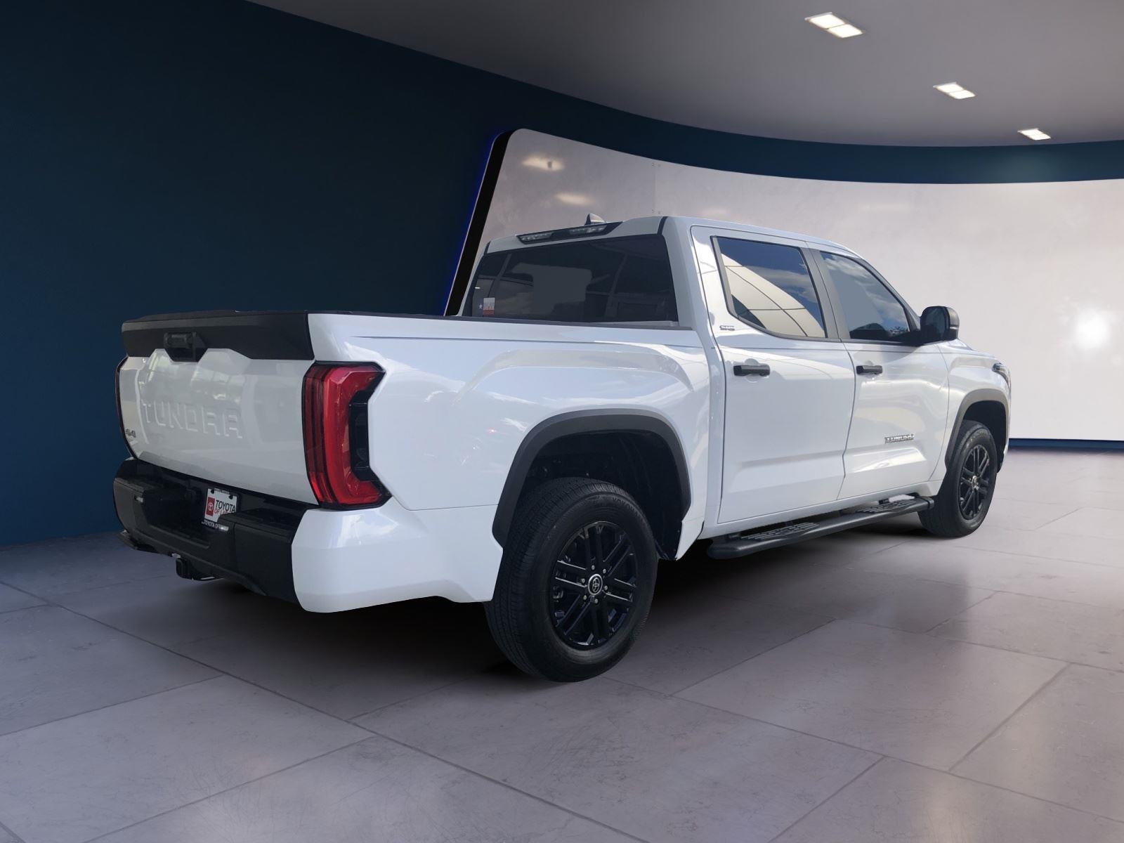 2024 Toyota Tundra SR5 CrewMax photo 4
