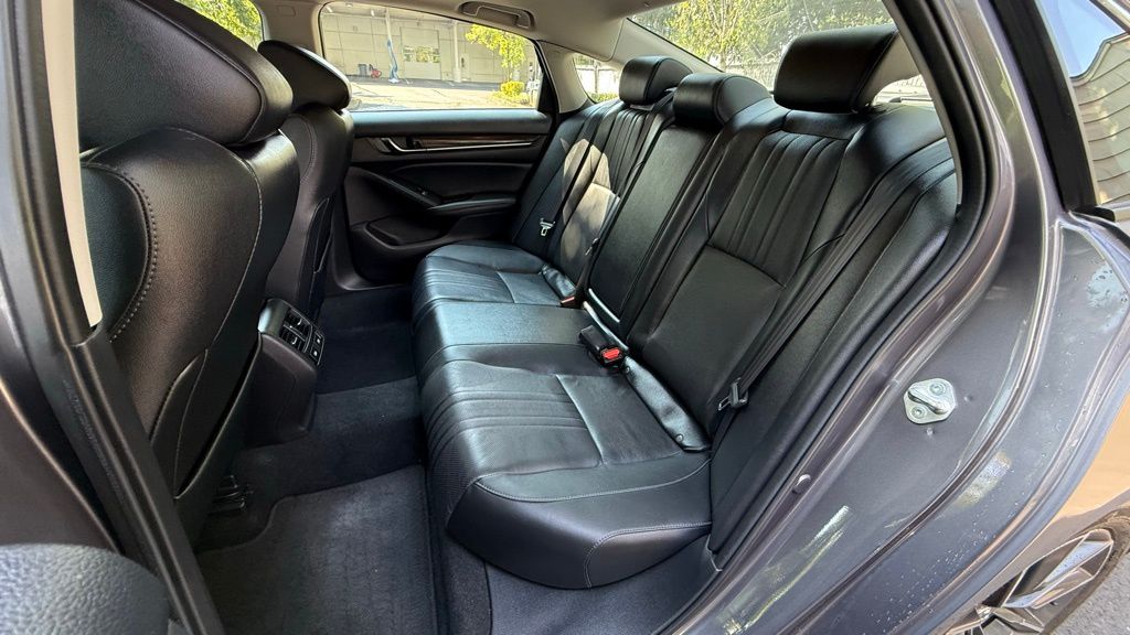 2021 Honda Accord EX-L 1.5T photo 14
