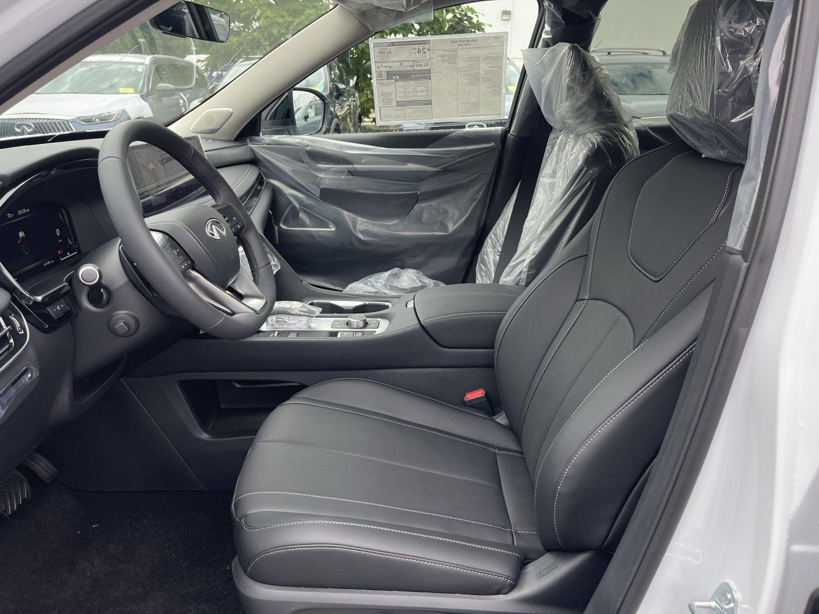 2026 Infiniti QX60 Luxe AWD photo 9