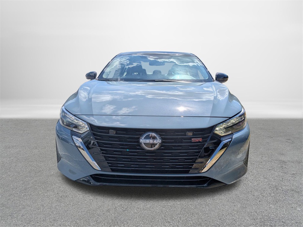 2025 Nissan Sentra SR photo 8