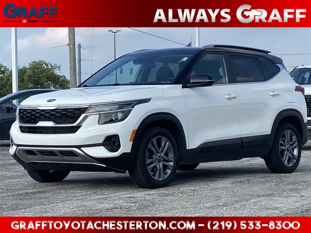 Used 2021 Kia Seltos S with VIN KNDEUCAA2M7149543 for sale in Burns Harbor, IN