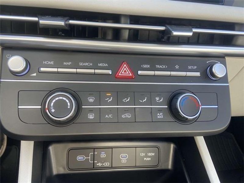 2025 Hyundai Tucson SE photo 15