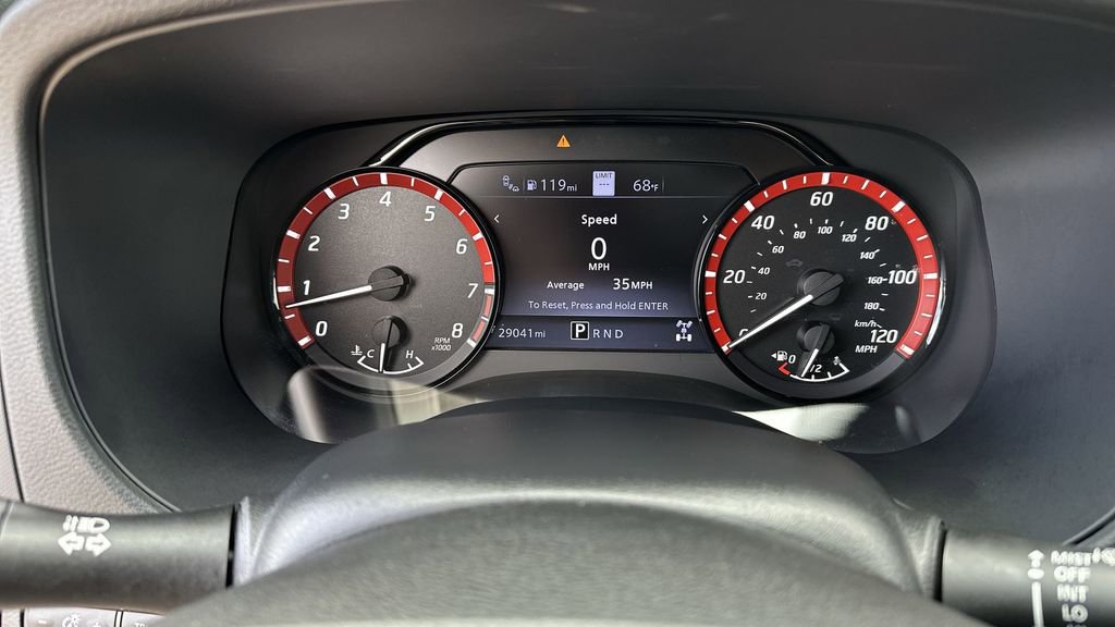 2022 Nissan Frontier Crew Cab PRO-4X photo 10