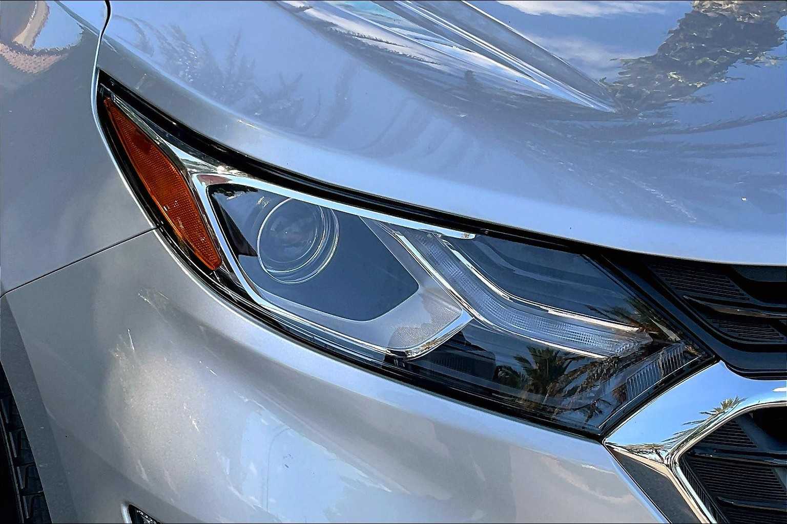 2020 Chevrolet Equinox LT photo 25