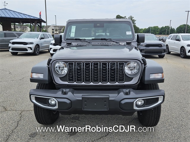 2025 Jeep Gladiator Sport S photo 2