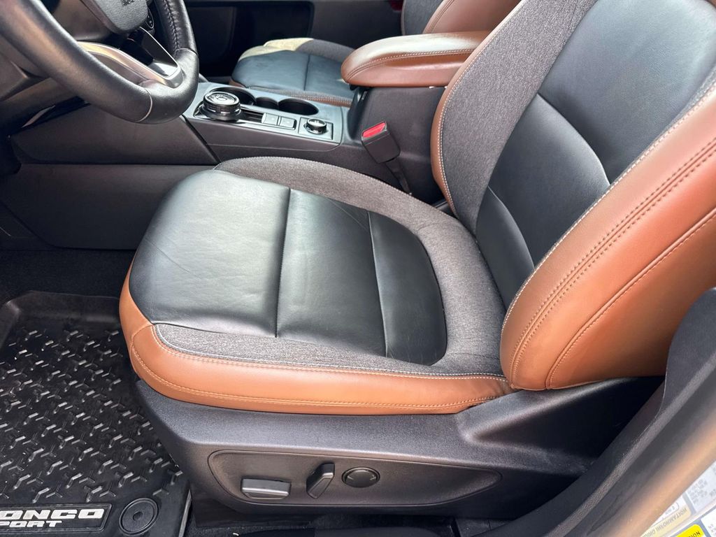 2023 Ford Bronco Sport Outer Banks photo 14