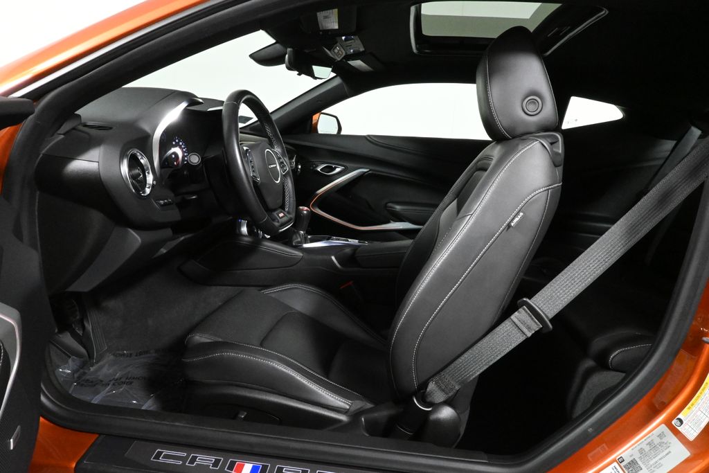 2024 Chevrolet Camaro 2SS photo 3