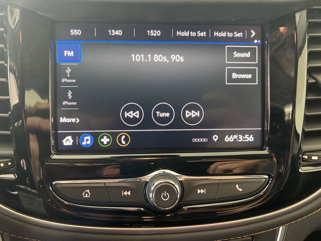 2022 Chevrolet Trax LS photo 12