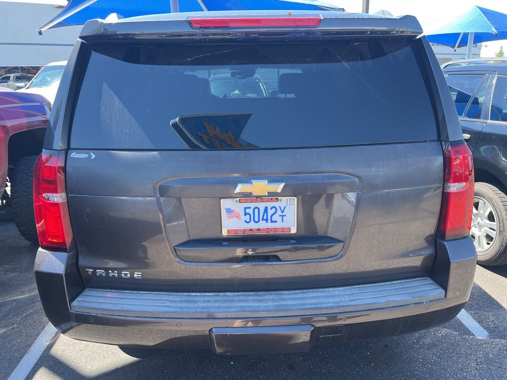 2016 Chevrolet Tahoe LT photo 4