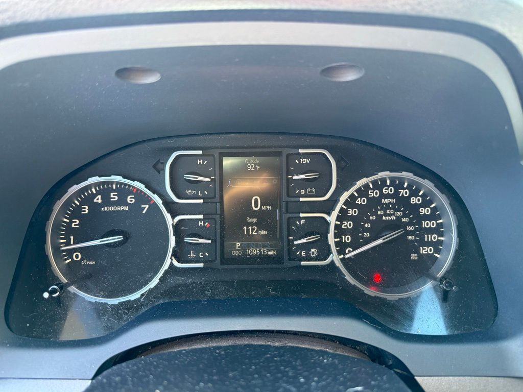 2018 Toyota Tundra SR5 photo 14