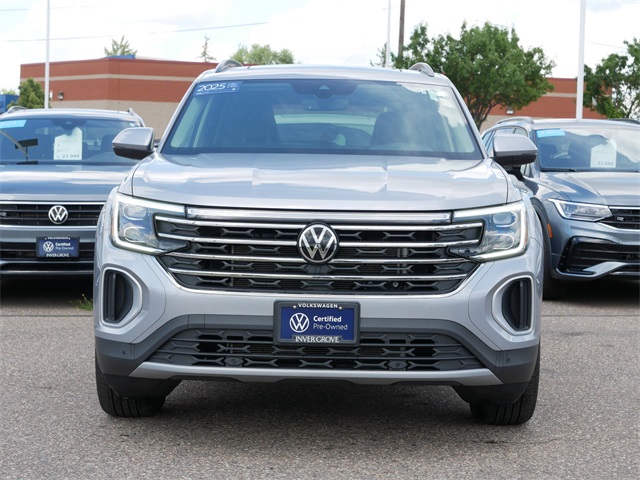 Certified 2025 Volkswagen Atlas SE w/Tech with VIN 1V2KR2CA6SC501814 for sale in Inver Grove Heights, Minnesota