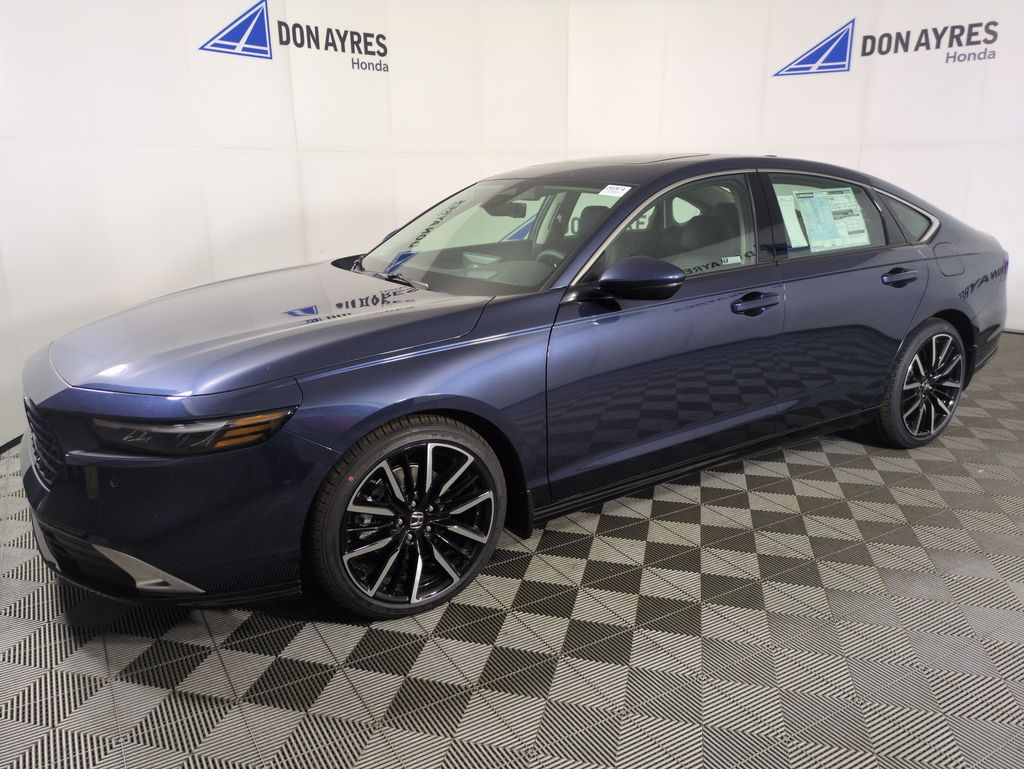 2025 Honda Accord Hybrid Touring's photo