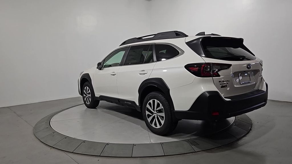 2025 Subaru Outback Premium photo 3
