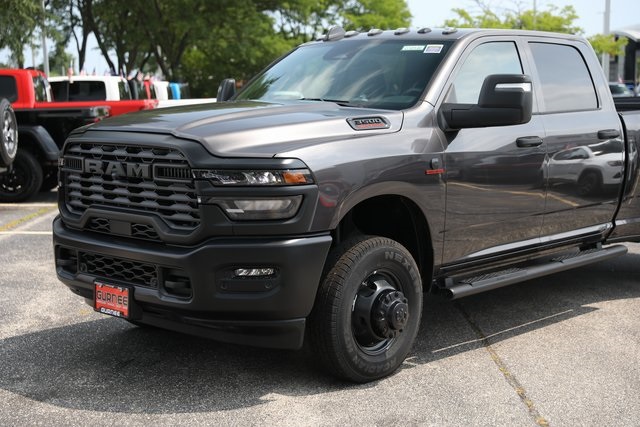 2025 Ram 3500 Tradesman photo 23
