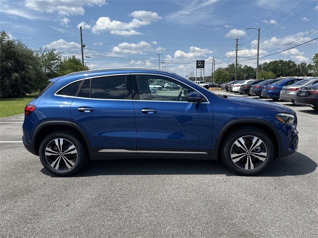 2025 Mercedes Benz GLA 250 photo 2