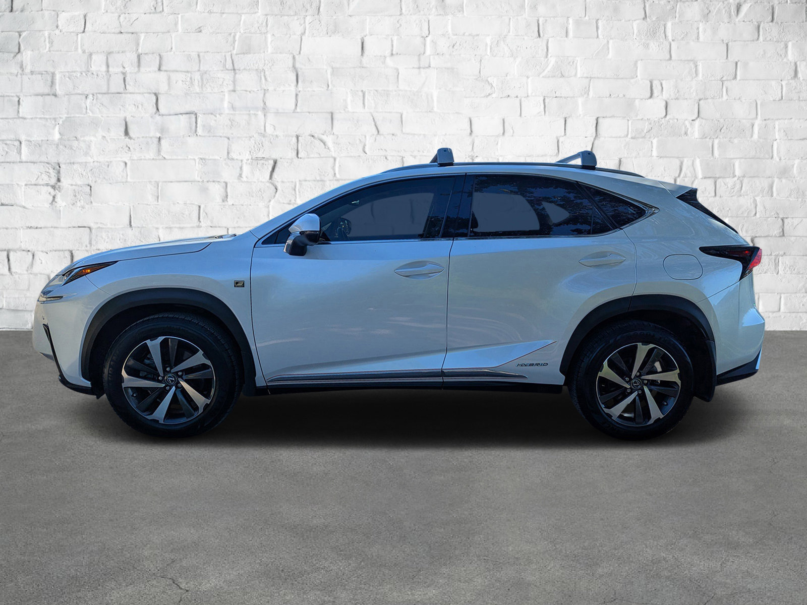 2018 Lexus NX 300h Luxury photo 6