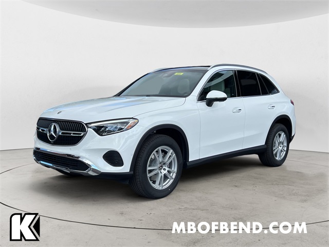 2025 Mercedes-Benz GLC Base's photo