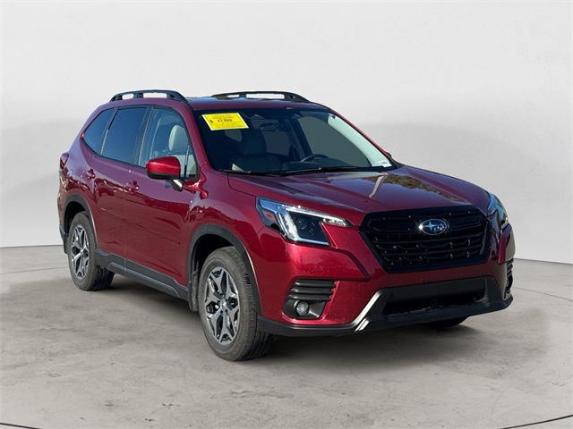 2024 Subaru Forester Premium photo 7