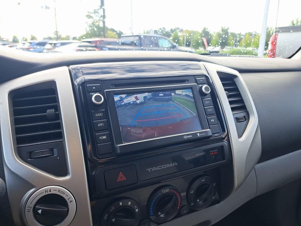 2015 Toyota Tacoma Base photo 15
