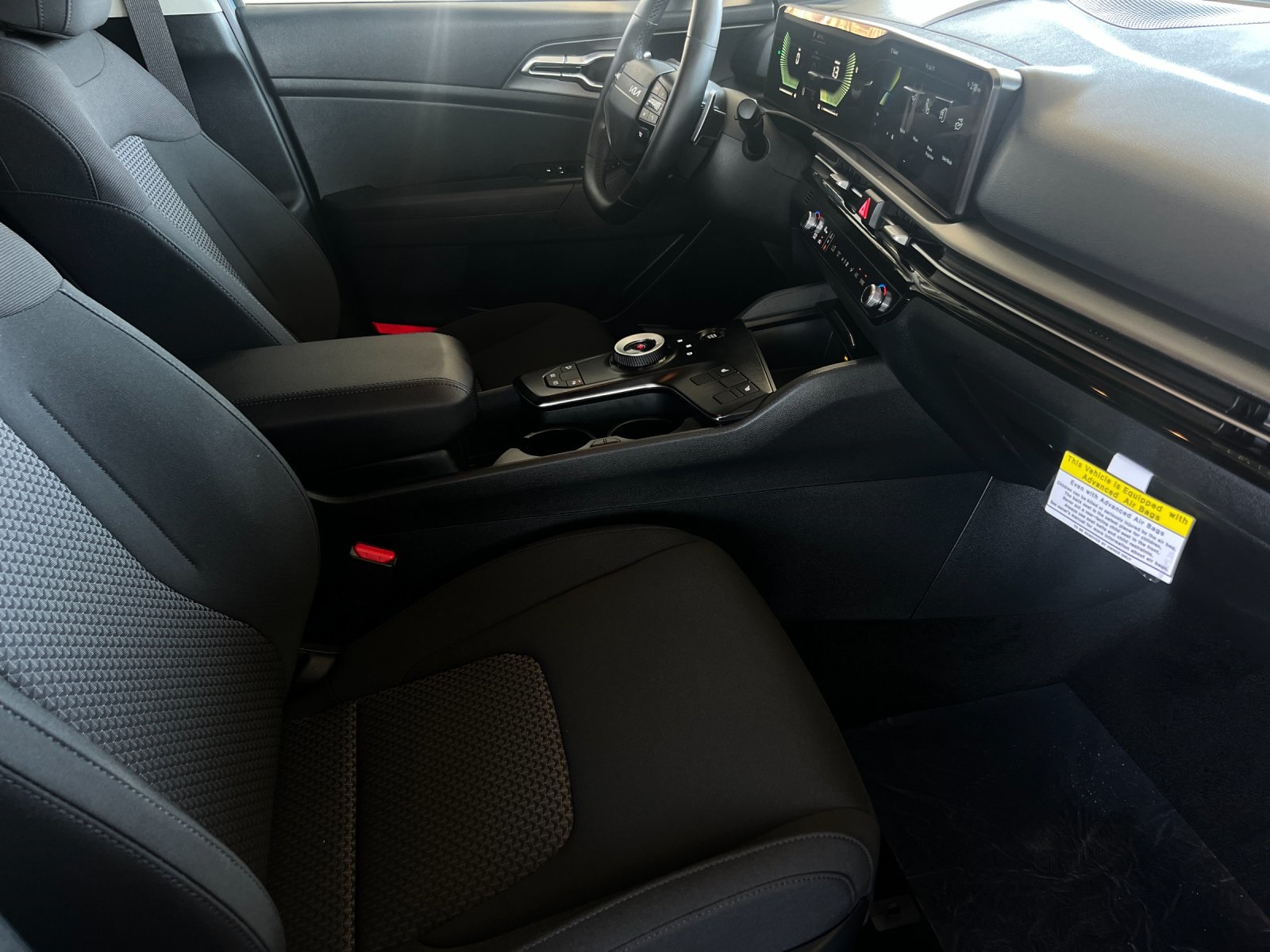 2026 Kia Sportage Hybrid S photo 16