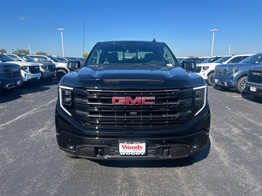2026 GMC SIERRA - Image 2
