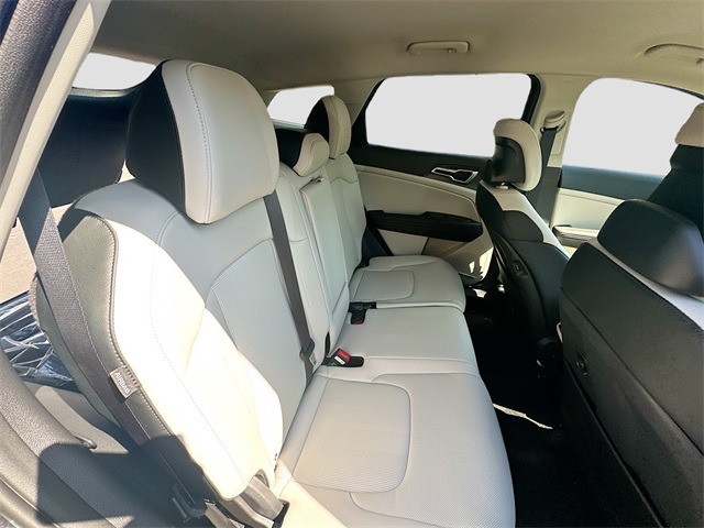 2026 Kia Sportage EX photo 23